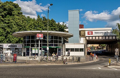 Redhill railway station